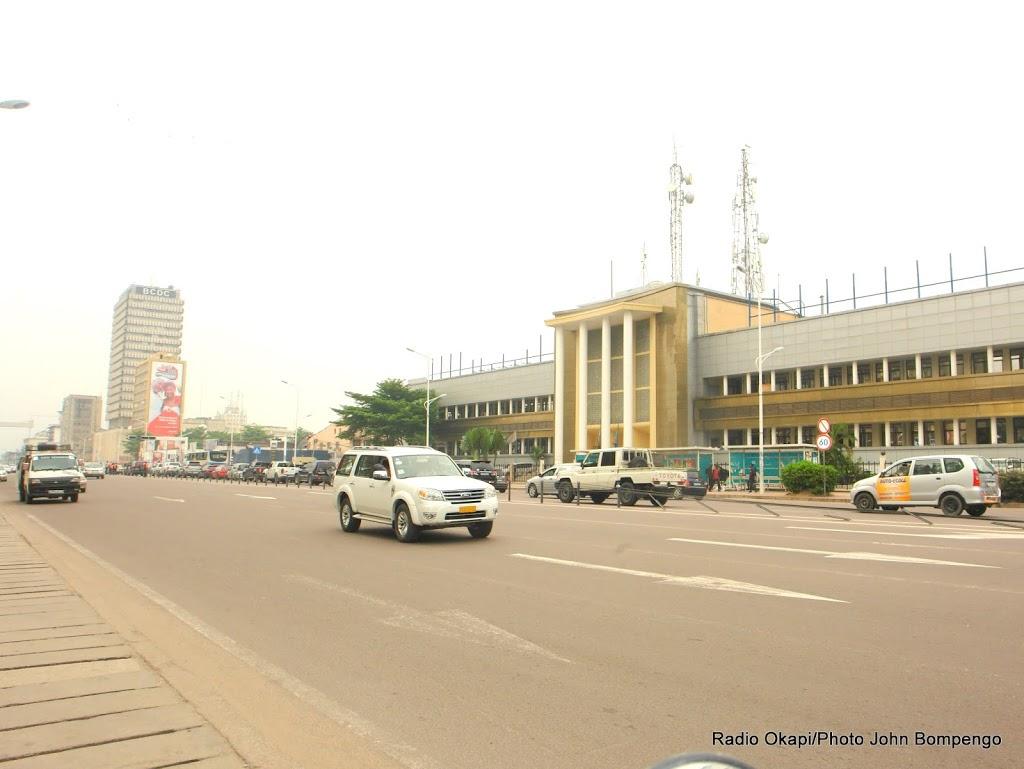 Vue du boulevard du 30 juin à Kinshasa, le 9/06/2017 en face de l’hôtel de poste. Radio Okapi/Ph. John Bompengo