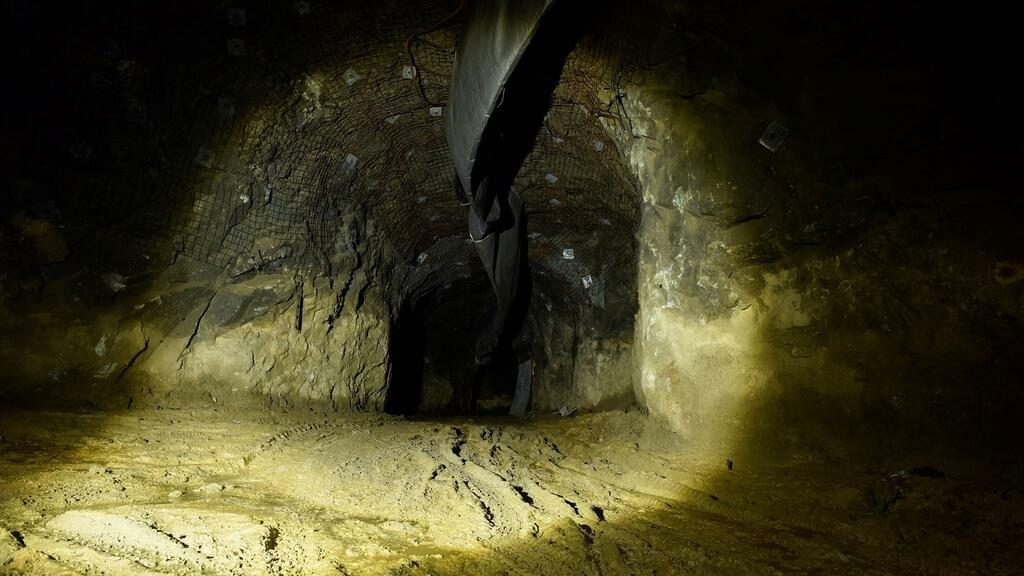 A view shows one of the galleries during a rescue operation inside Perkoa mine where water is still being pumped out, four weeks after a flood trapped eight miners inside the galleries, in Perkoa, Burkina Faso, May 13, 2022. REUTERS/Anne Mimault